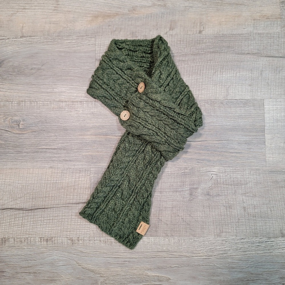 Aran Traditions Island Heritage Workshop Green Fisherman Cable Knit Scarf